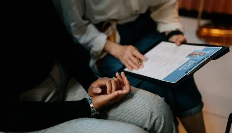 美国留学政策骤变！蔓藤教育马博士回国巡讲：升学就业破局关键